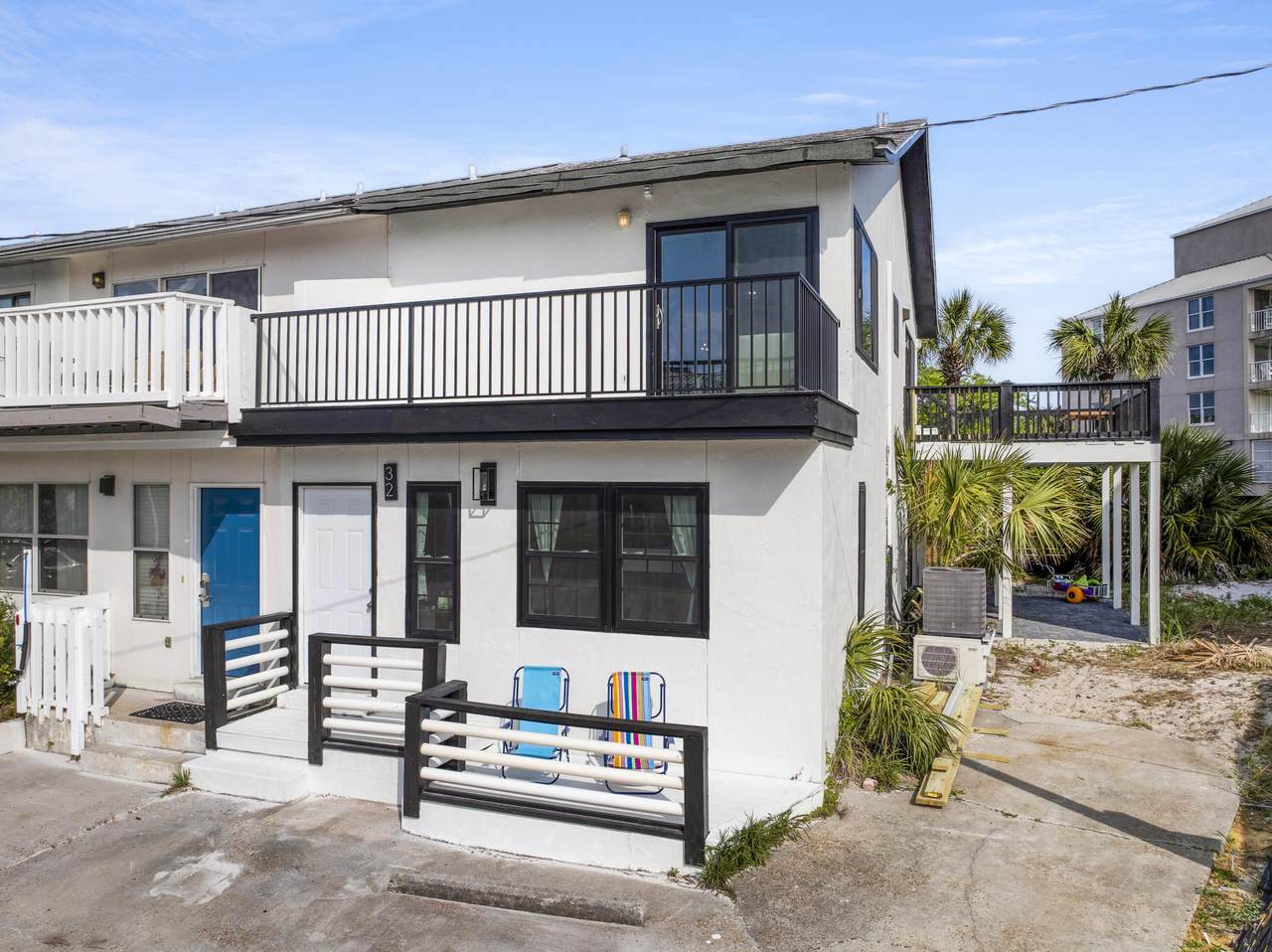 32 Gulf Breeze Court - Photo 1