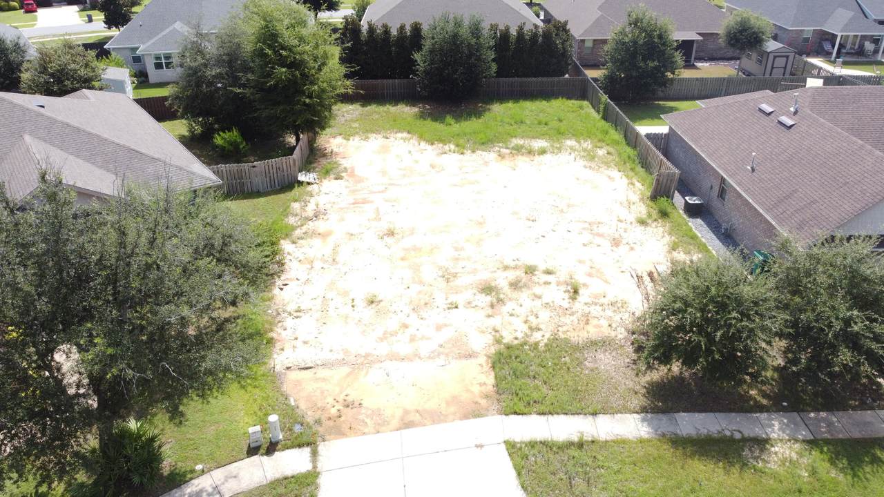 36 Madiera Drive - Photo 1