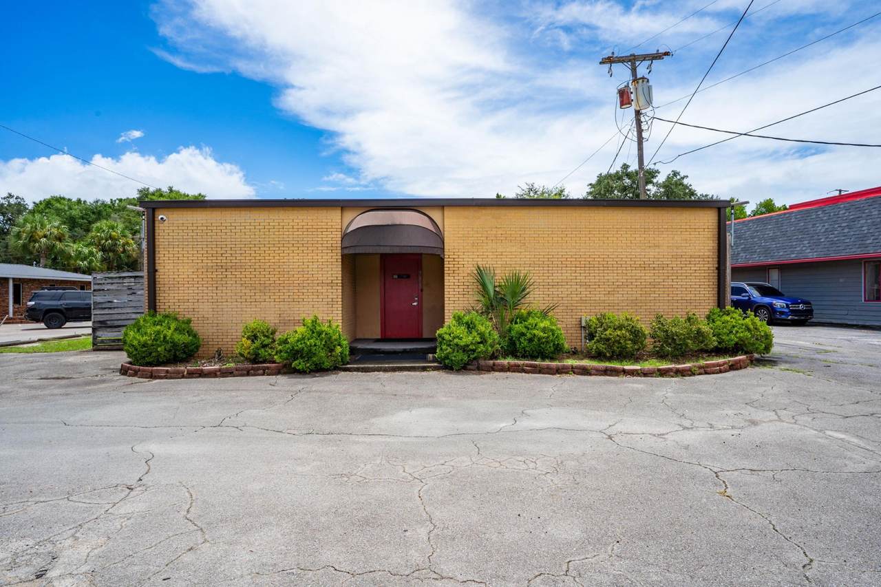 711 Eglin Parkway - Photo 1