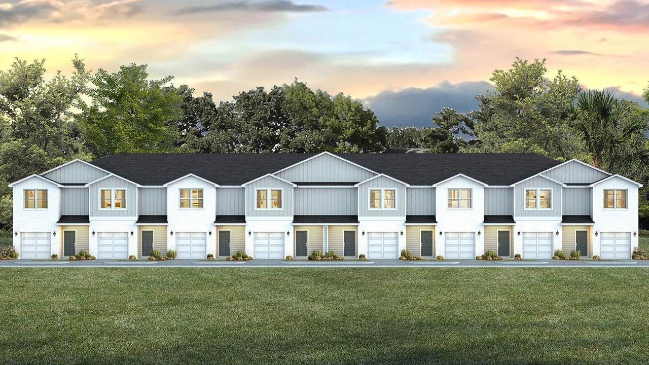 2471 Cliff Hollow Circle - Photo 1