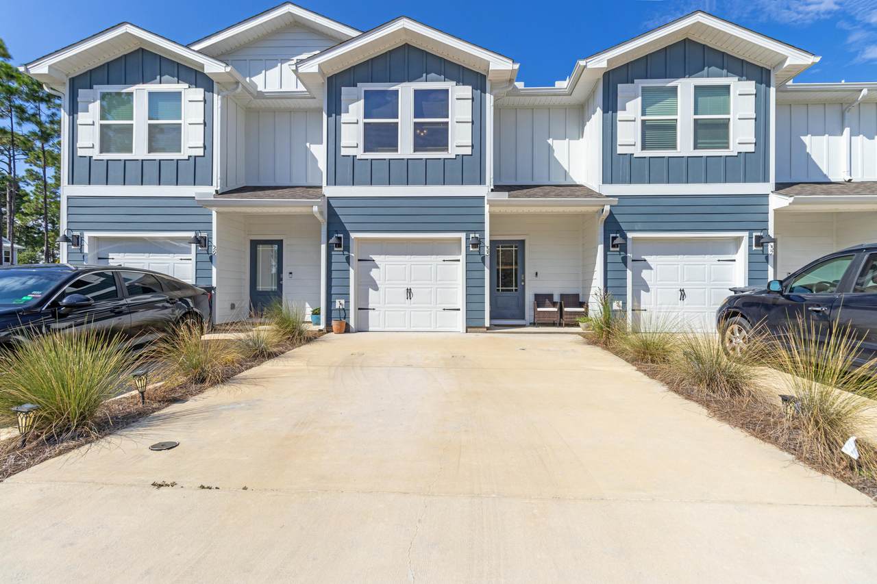 33 Sparrow Avenue - Photo 1