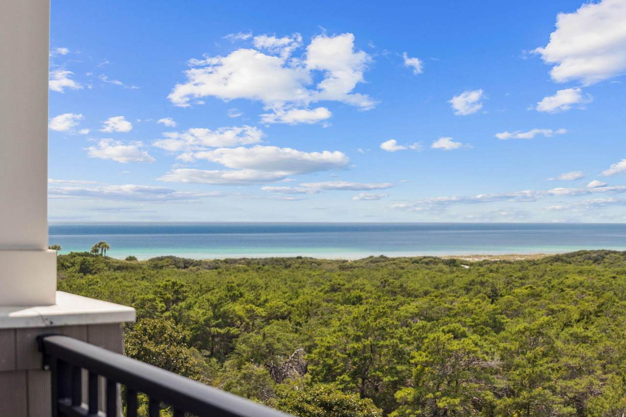 202 Henderson Resort Way - Photo 1