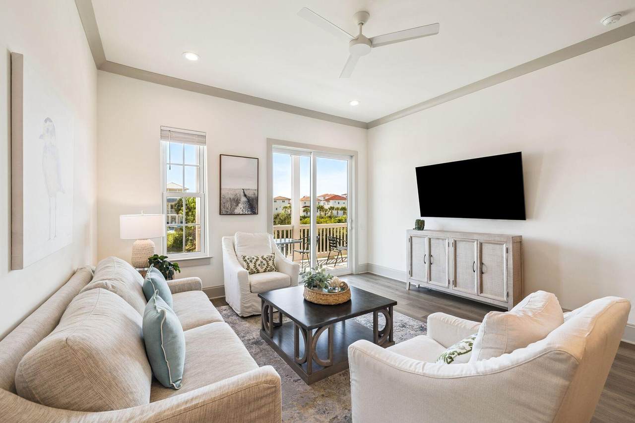 70 Martha's Lane - Photo 1