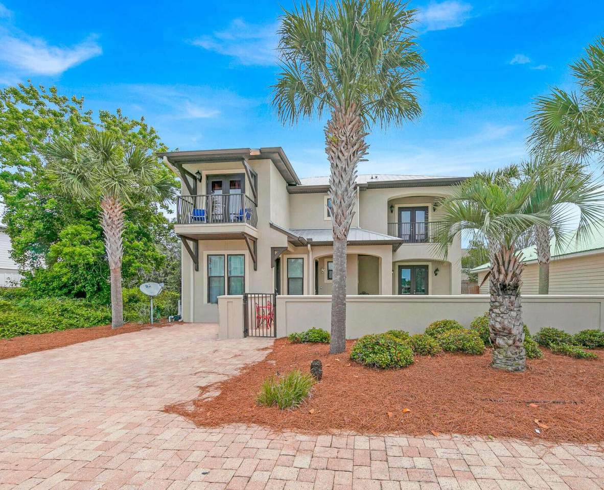 228 Miami Street - Photo 1