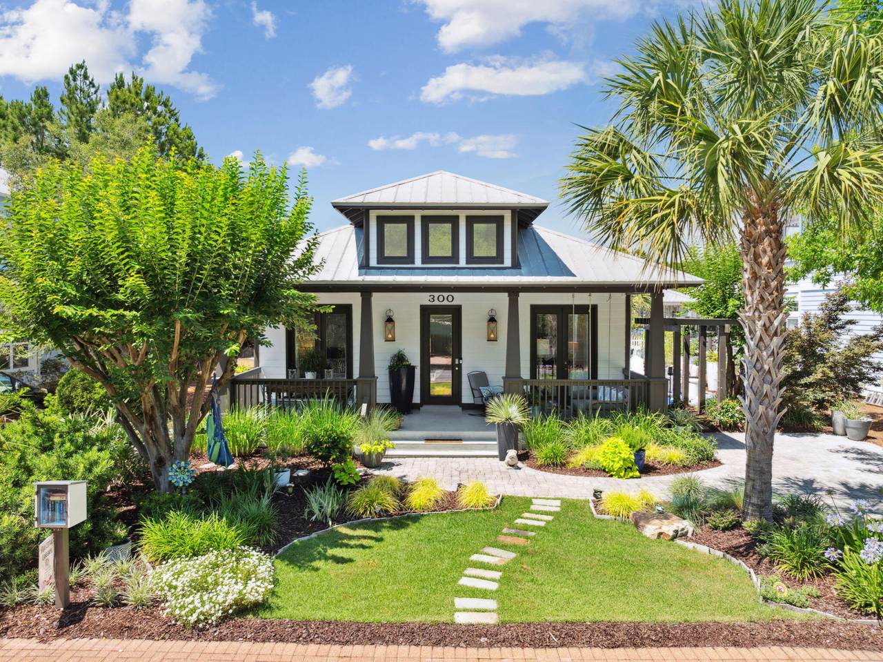 300 Cassine Garden Circle - Photo 1