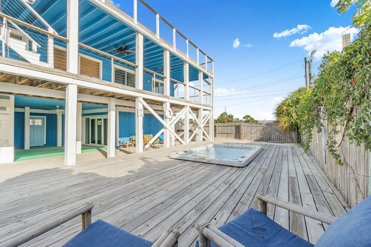 3820 Treasure Circle - Photo 1