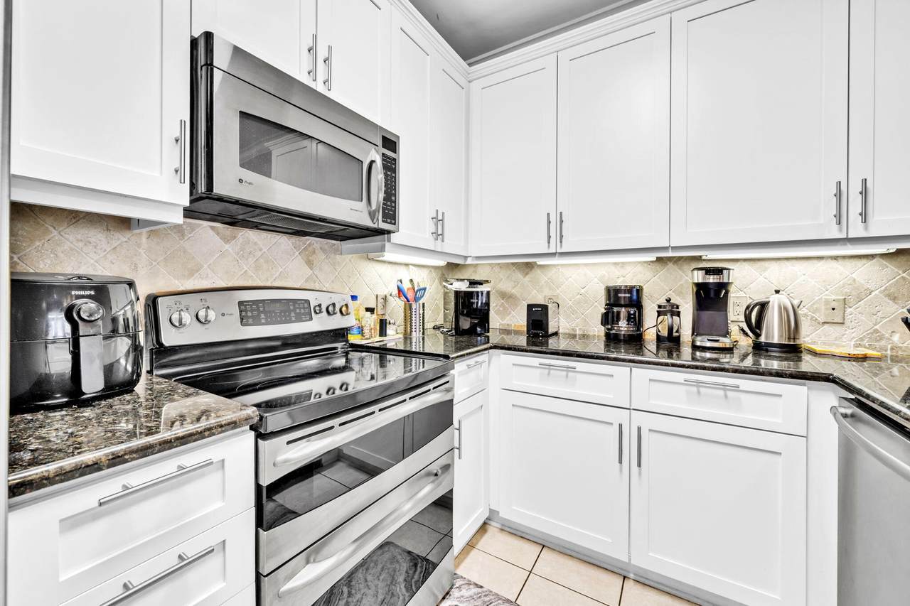 885 Seascape Drive - Photo 1