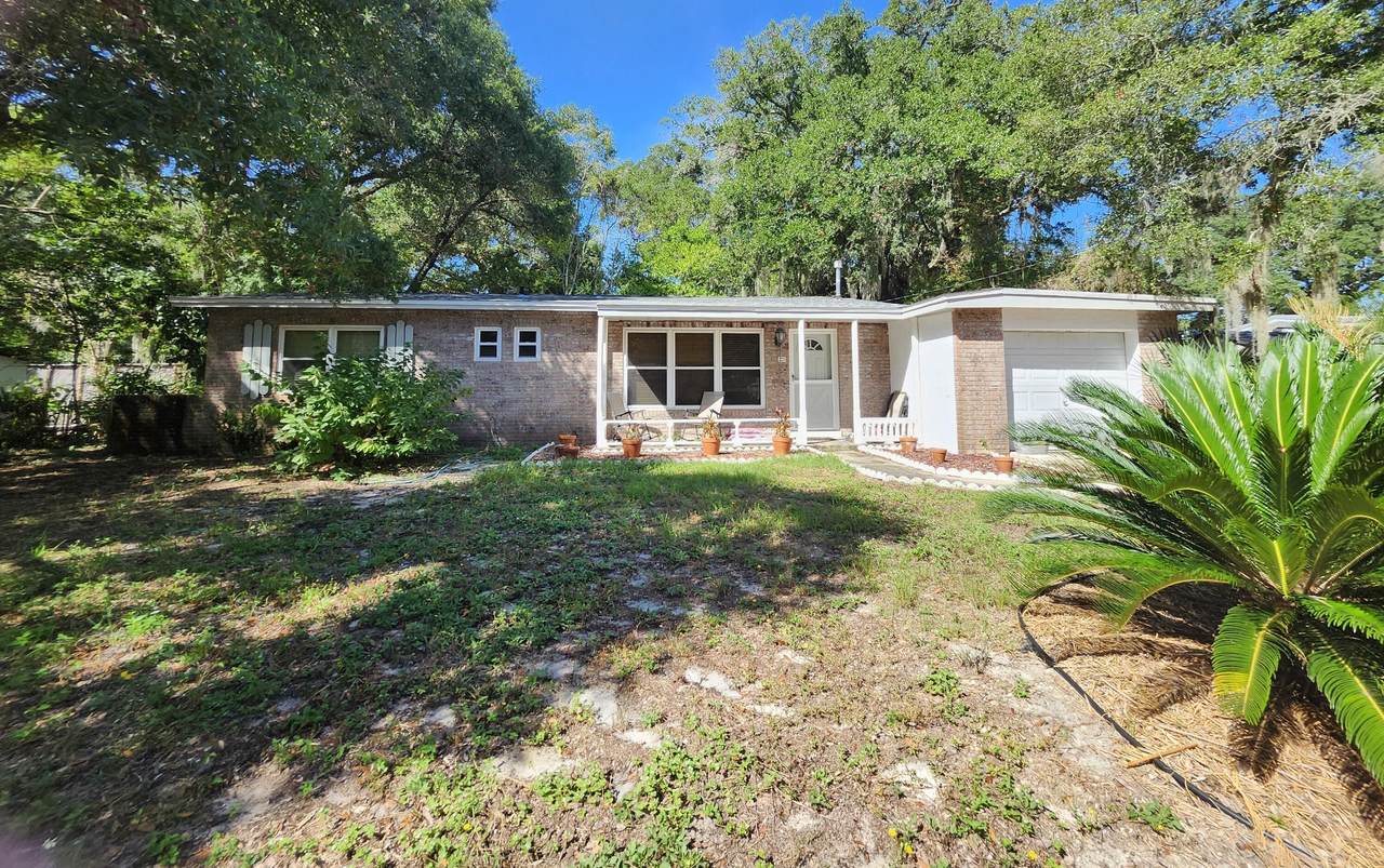 121 Anderson Drive - Photo 1