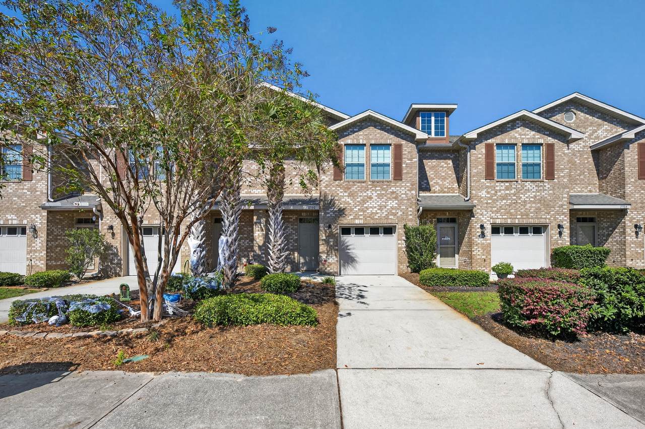 8900 White Ibis Way - Photo 1