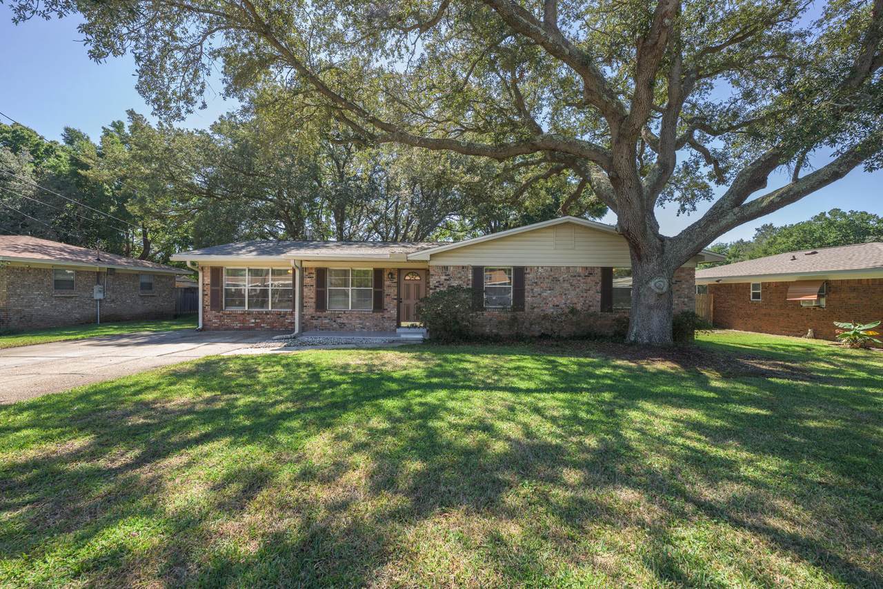 167 Marcia Drive - Photo 1