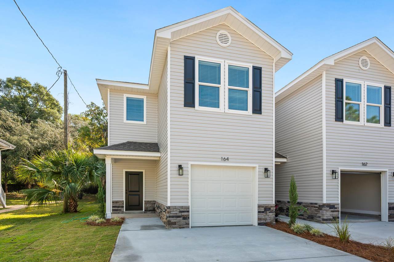 162 Westview Avenue - Photo 1