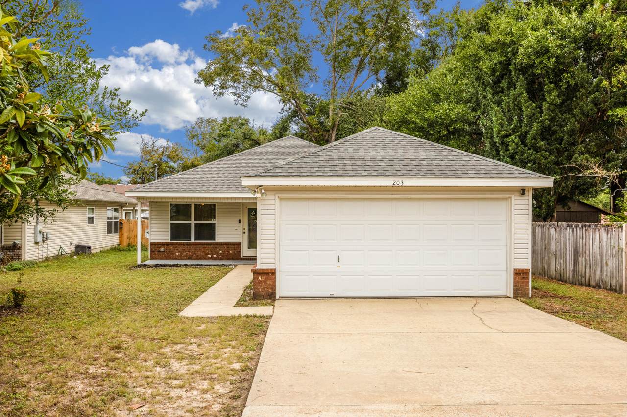 203 8th Avenue - Photo 1