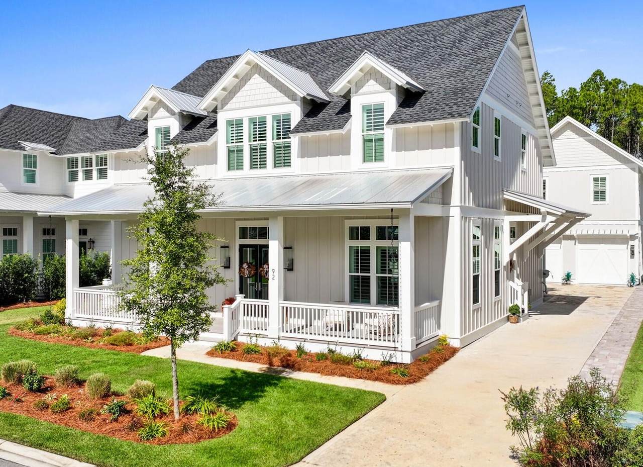 92 Rosecourt Street - Photo 1