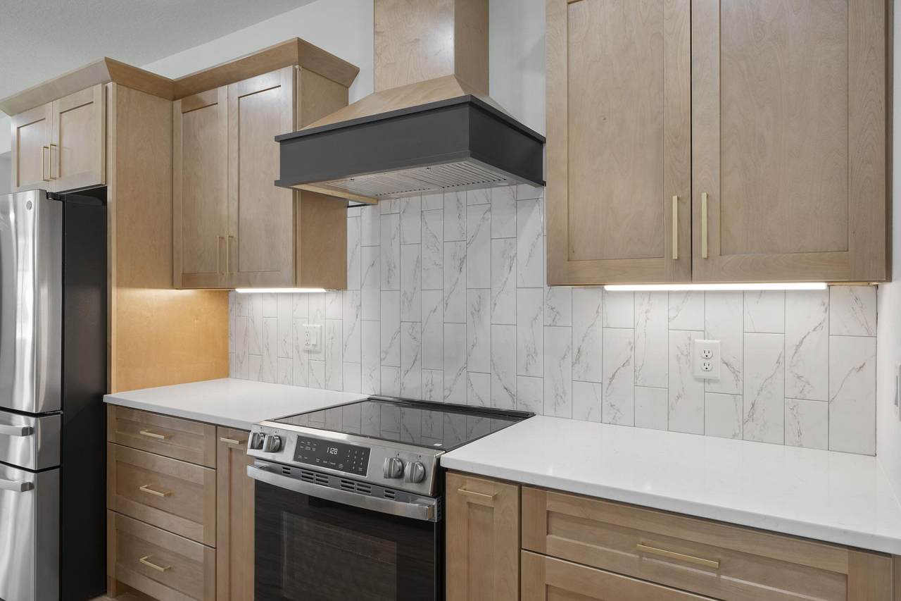 7713 Sandstone Street - Photo 1