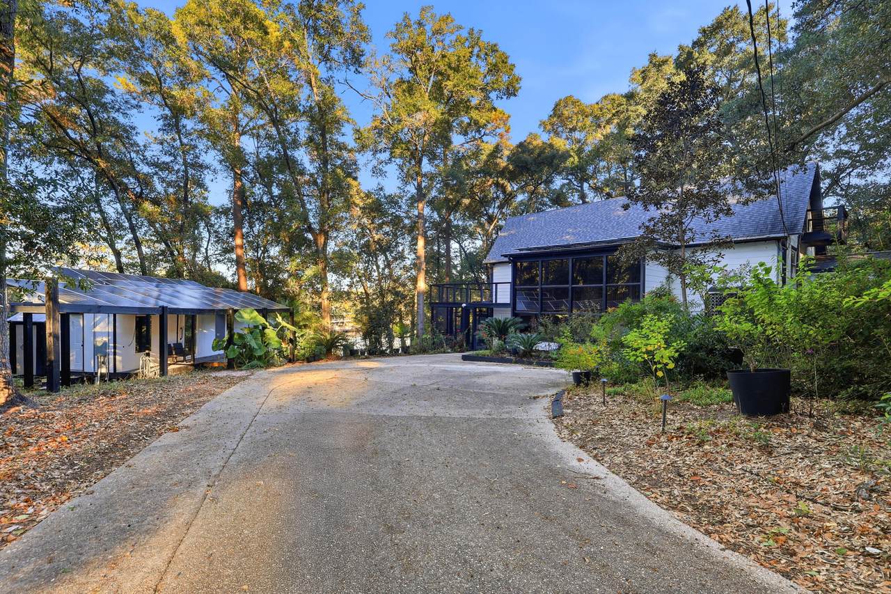 4578 Riley Road - Photo 1