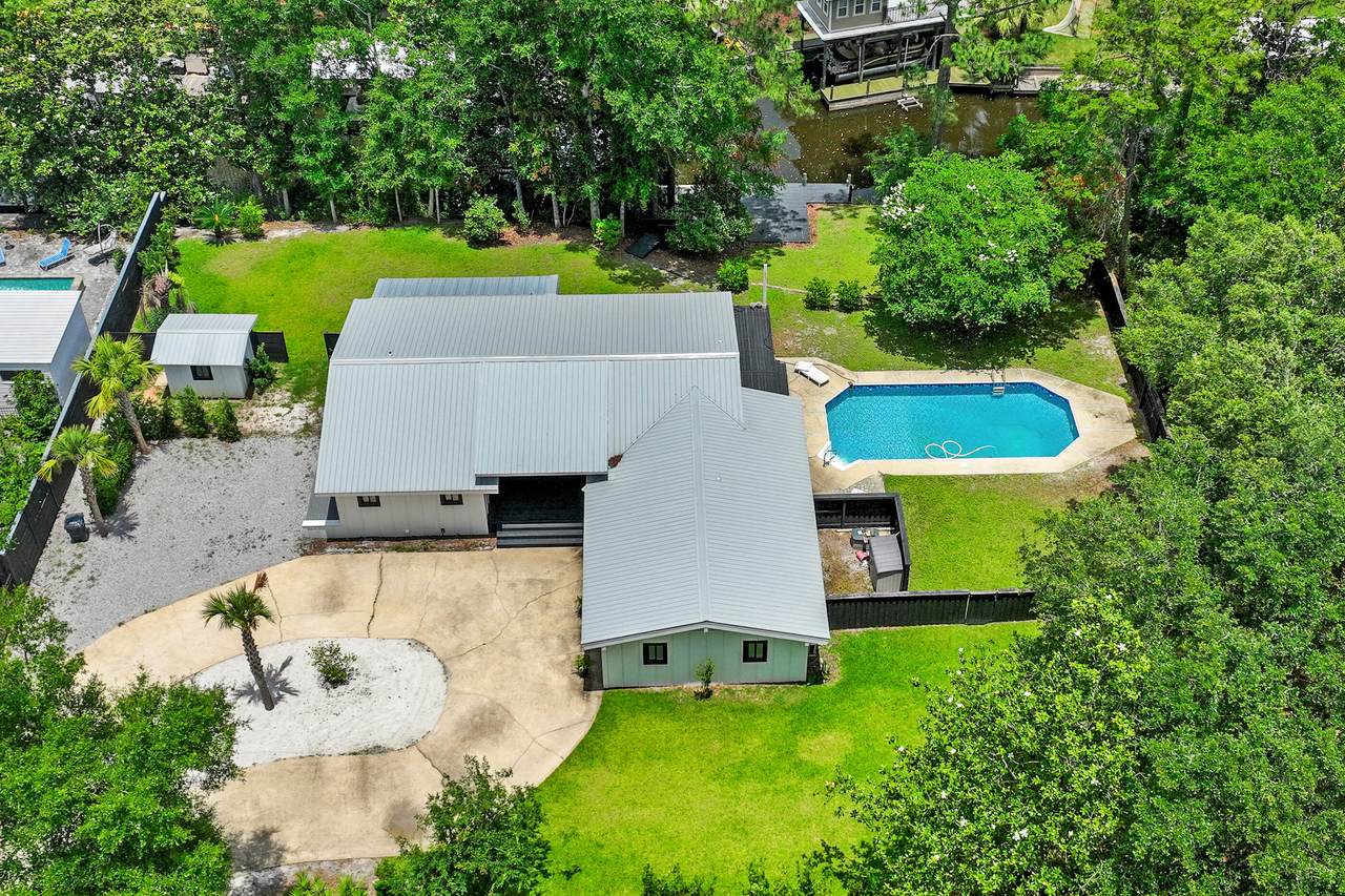 128 Ricker Avenue - Photo 1