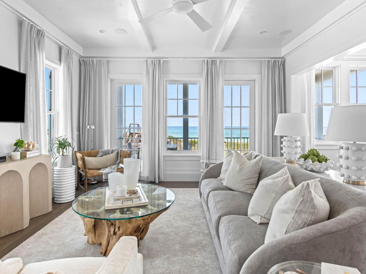 40 Lupin Beach Drive - Photo 1