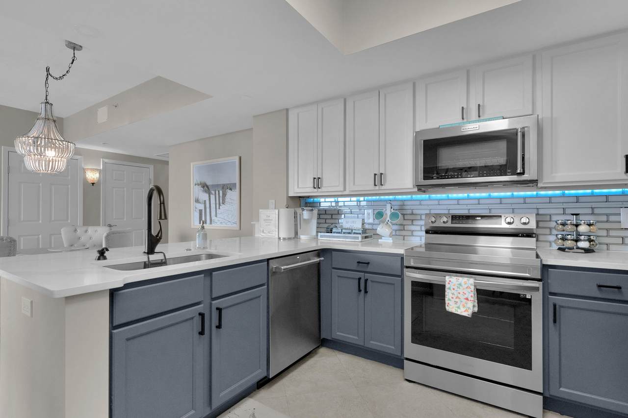 4207 Indian Bayou Trail - Photo 1