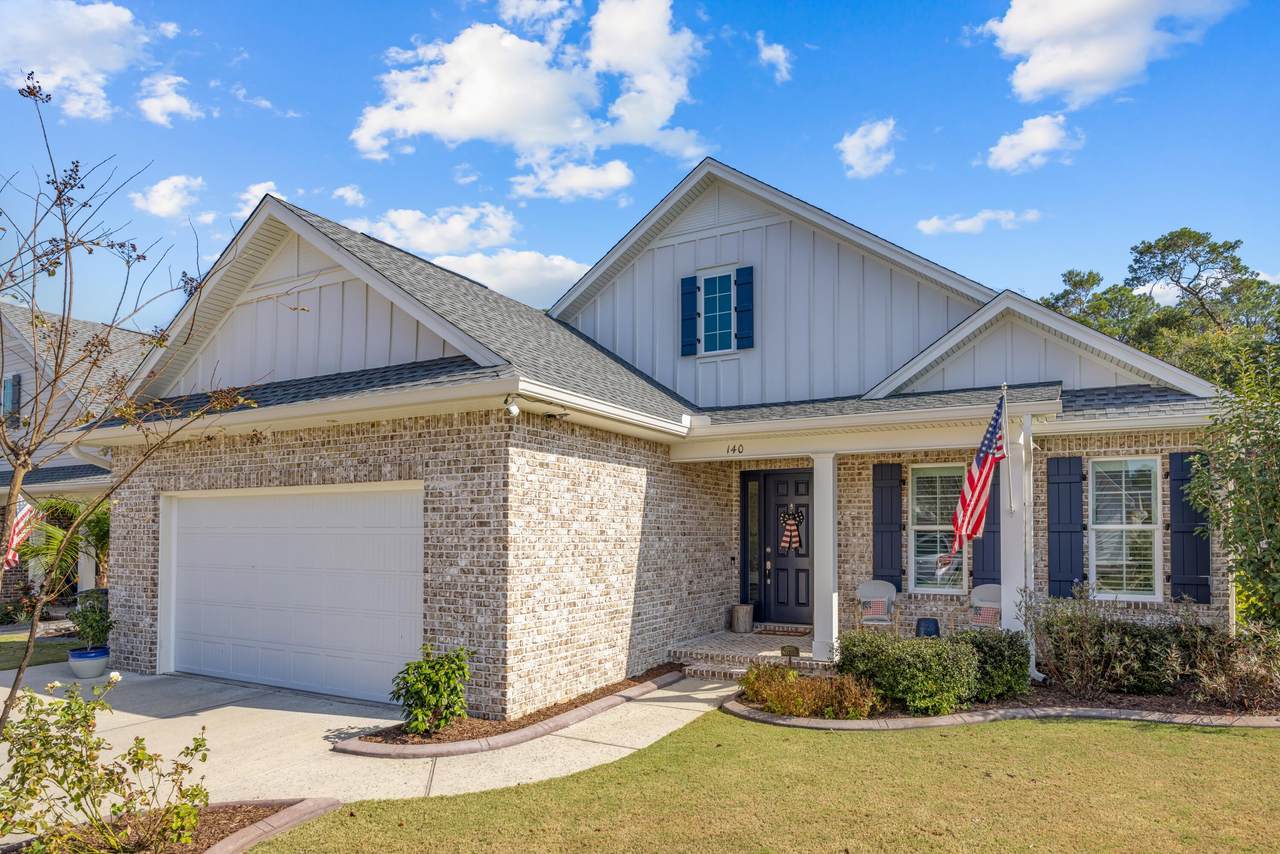 140 Raiders Trail - Photo 1