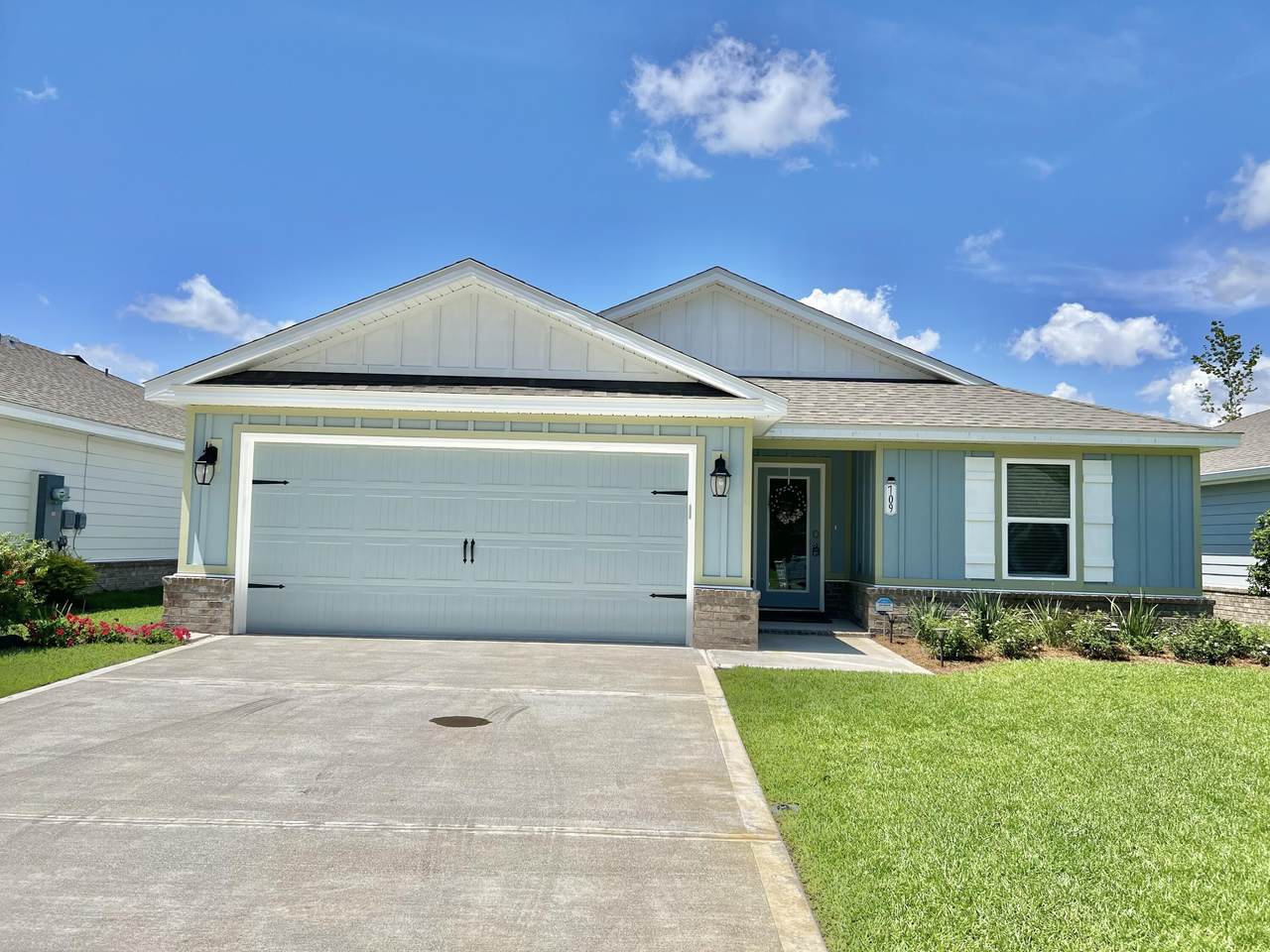 709 Riverwalk Circle - Photo 1