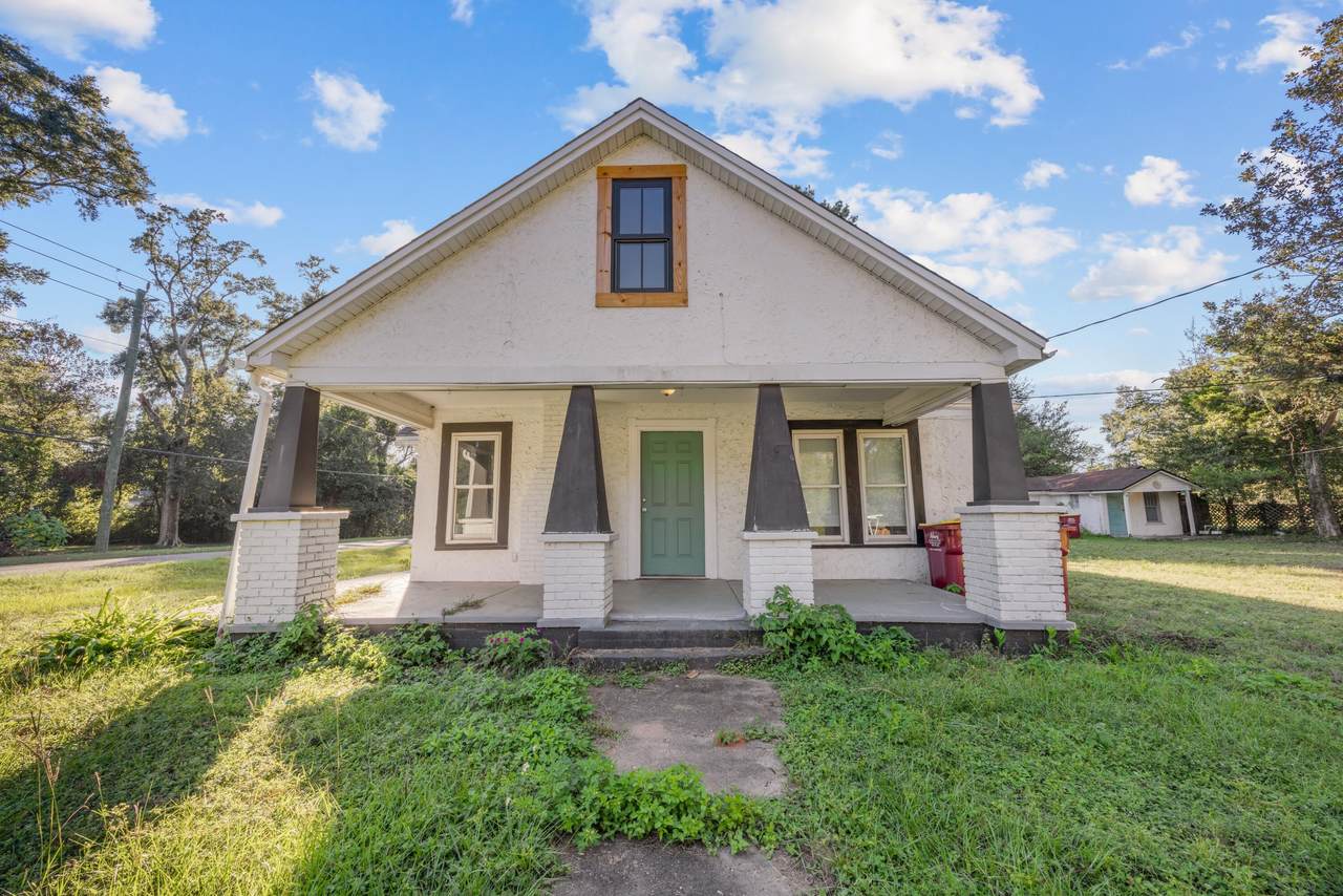 198 1St Avenue - Photo 1