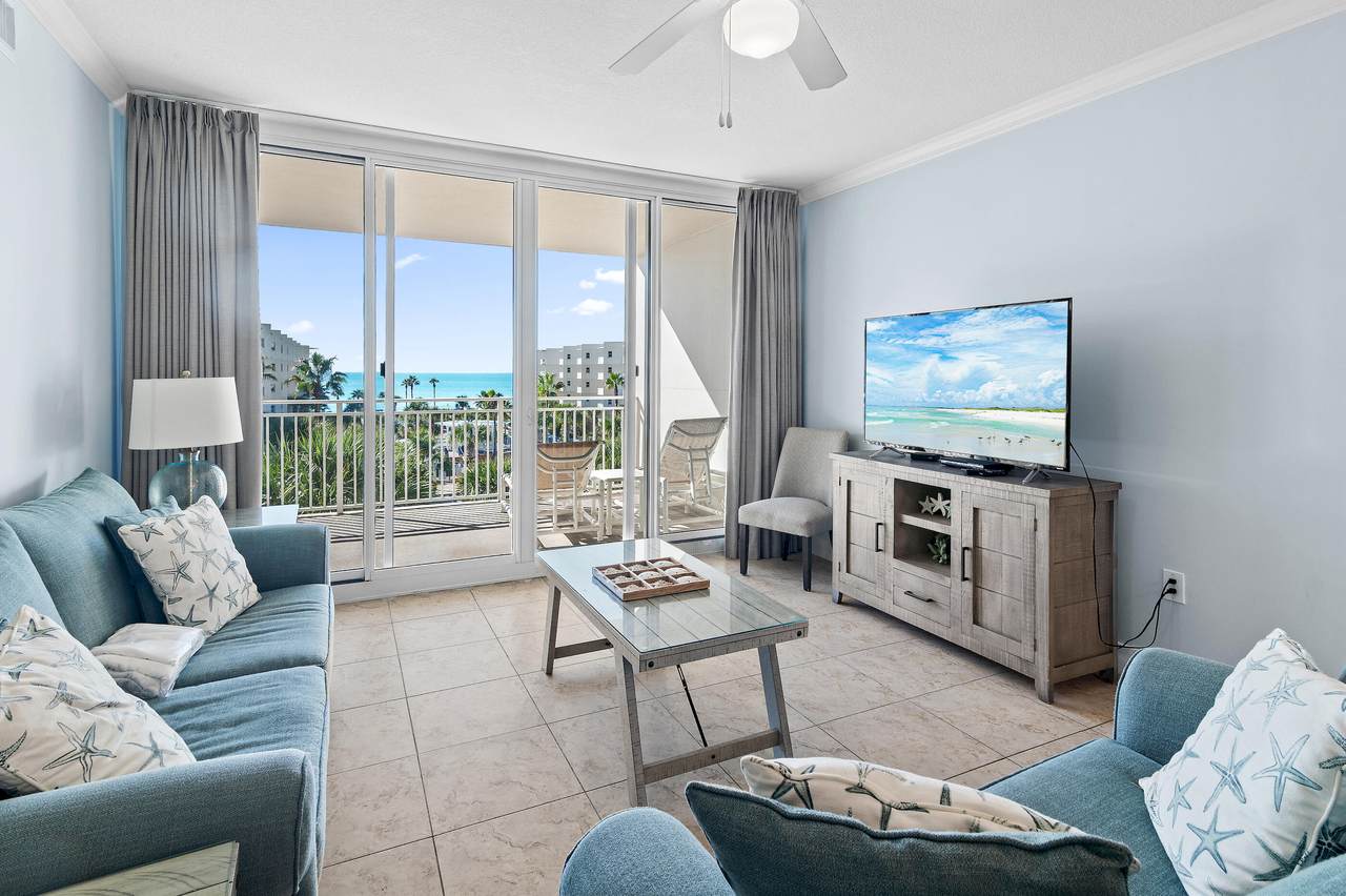 1110 Santa Rosa Boulevard - Photo 1