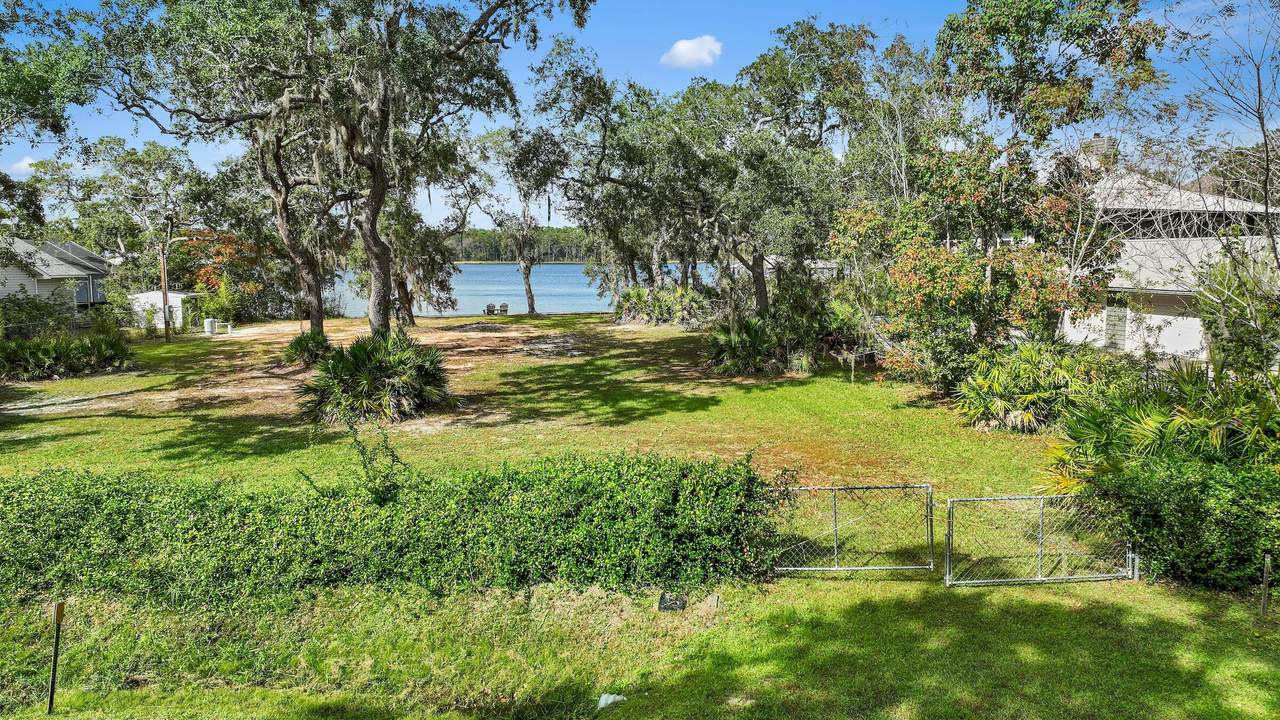 448 Holly Point Road - Photo 1