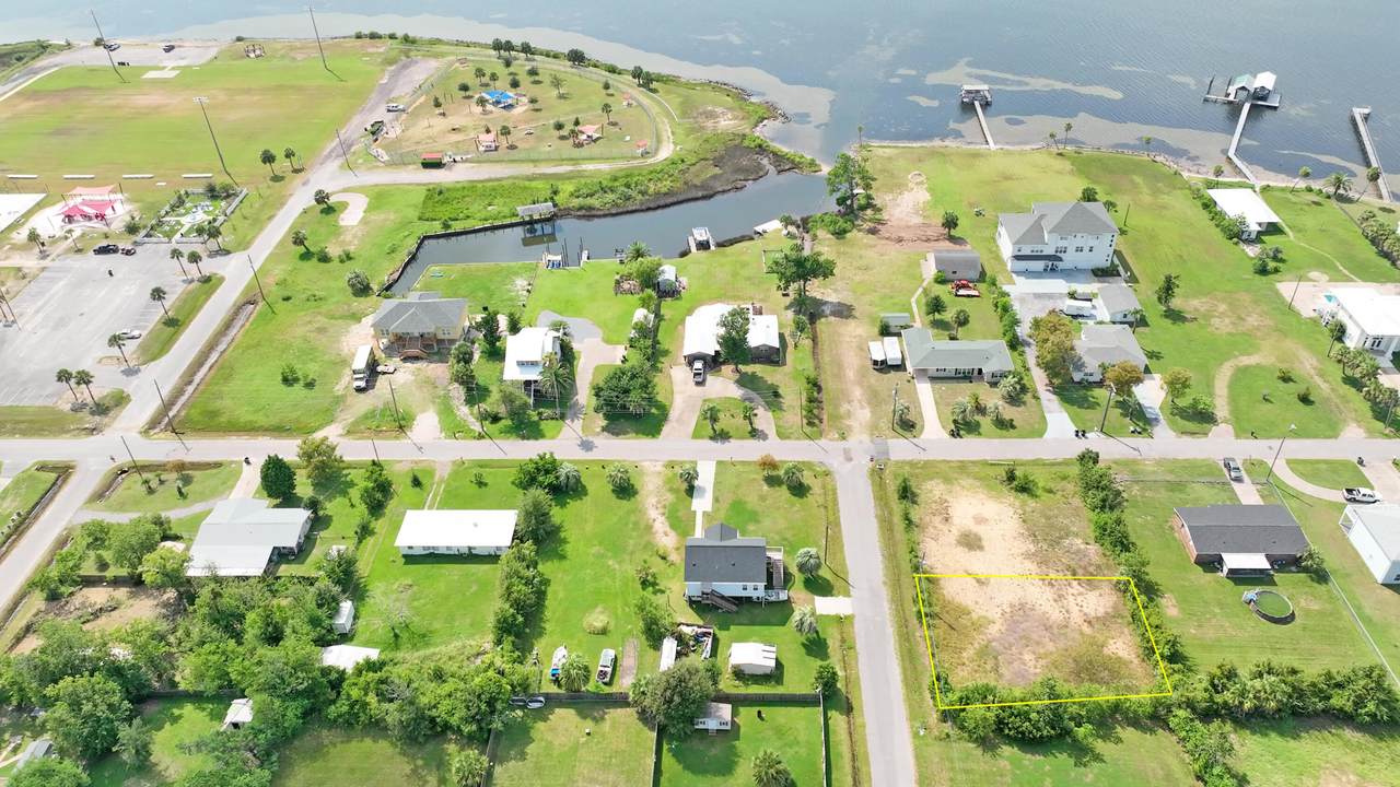 1006 W 3rd Street Street - Photo 1