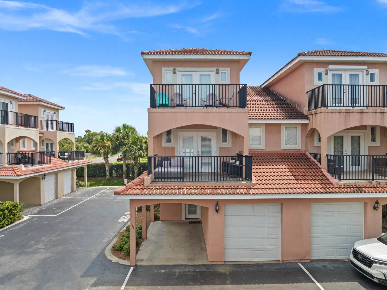 144 Southfields Road - Photo 1