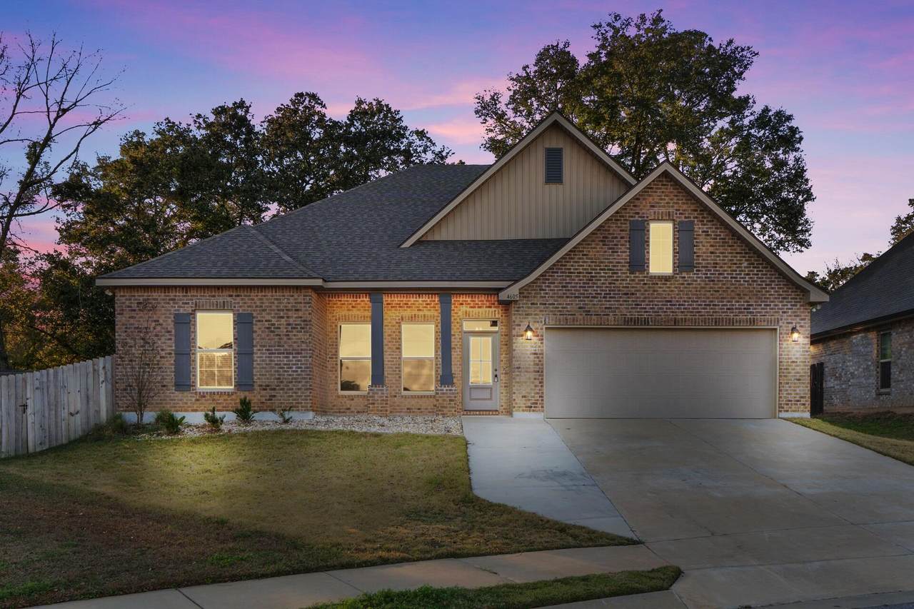 4605 Queen Palm Court - Photo 1