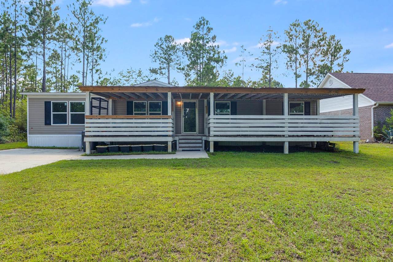 241 Eden Park Drive - Photo 1