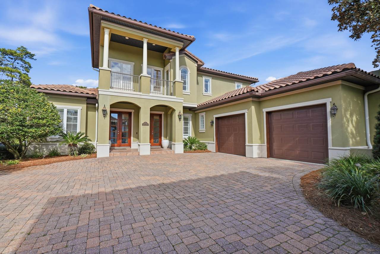 413 Sea Winds Drive - Photo 1