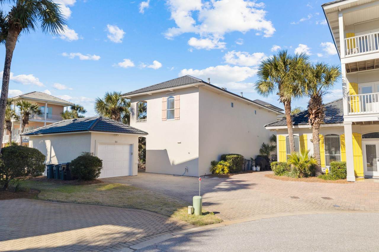 31 Amber Cove - Photo 1