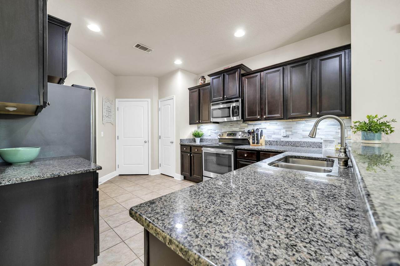 507 Fanny Ann Way - Photo 1