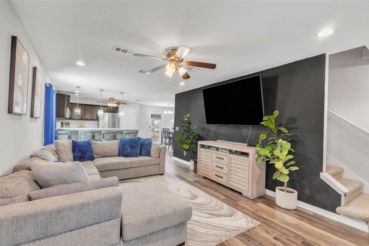 503 Eisenhower Drive - Photo 1