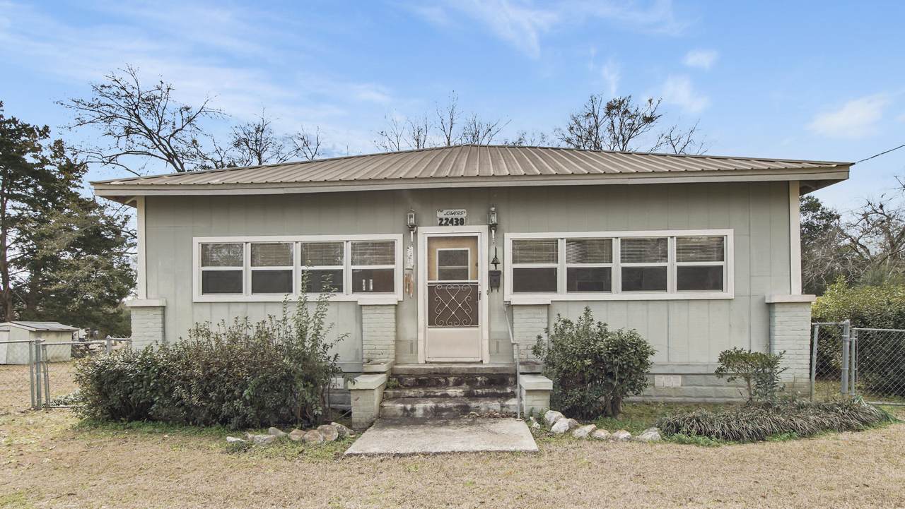 22438 Sixth Ave Avenue - Photo 1