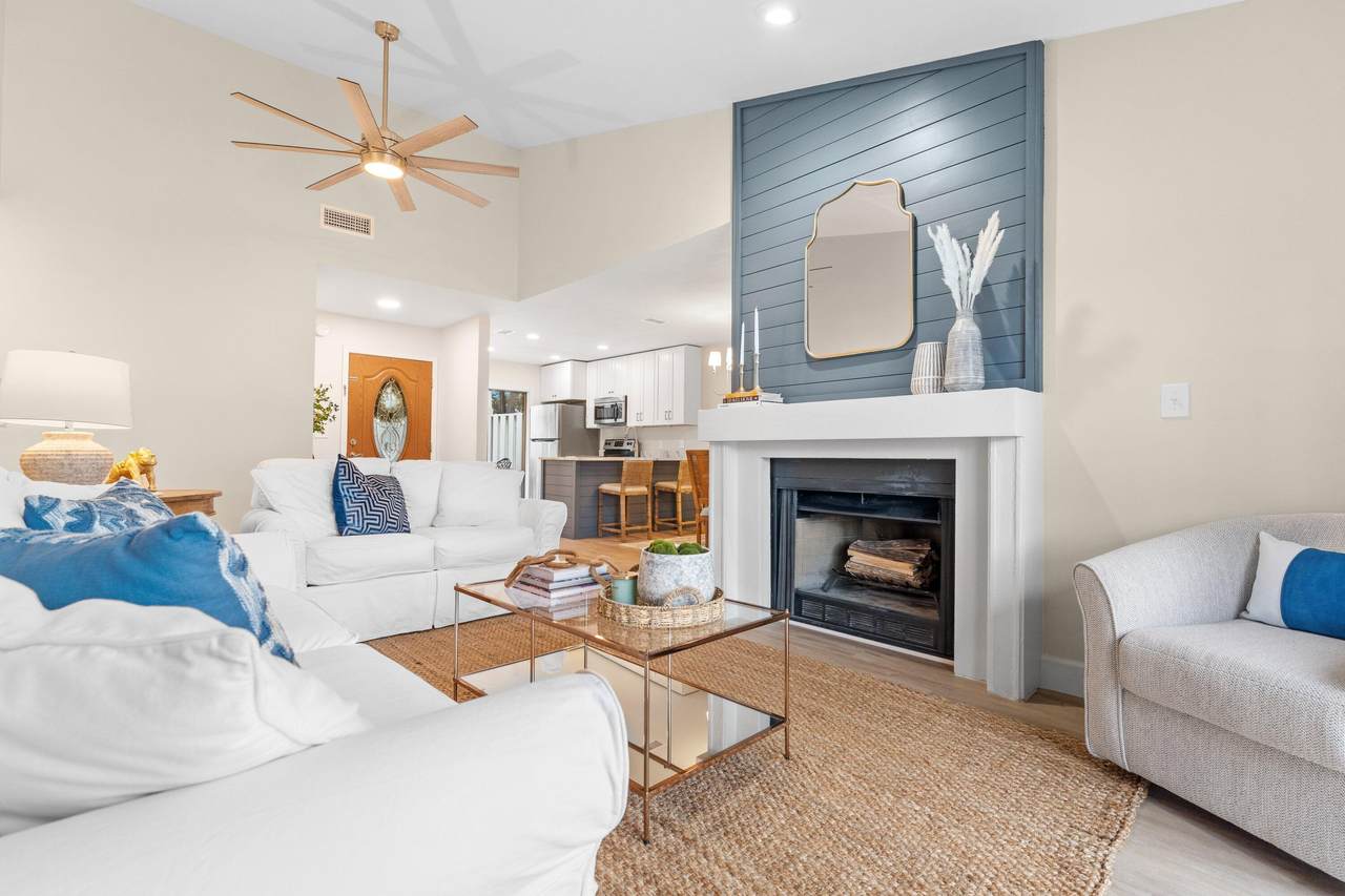 498 Linkside Drive - Photo 1