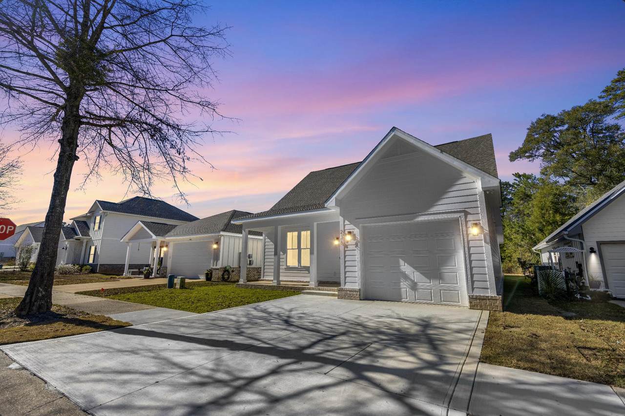 236 Marsh Landing - Photo 1