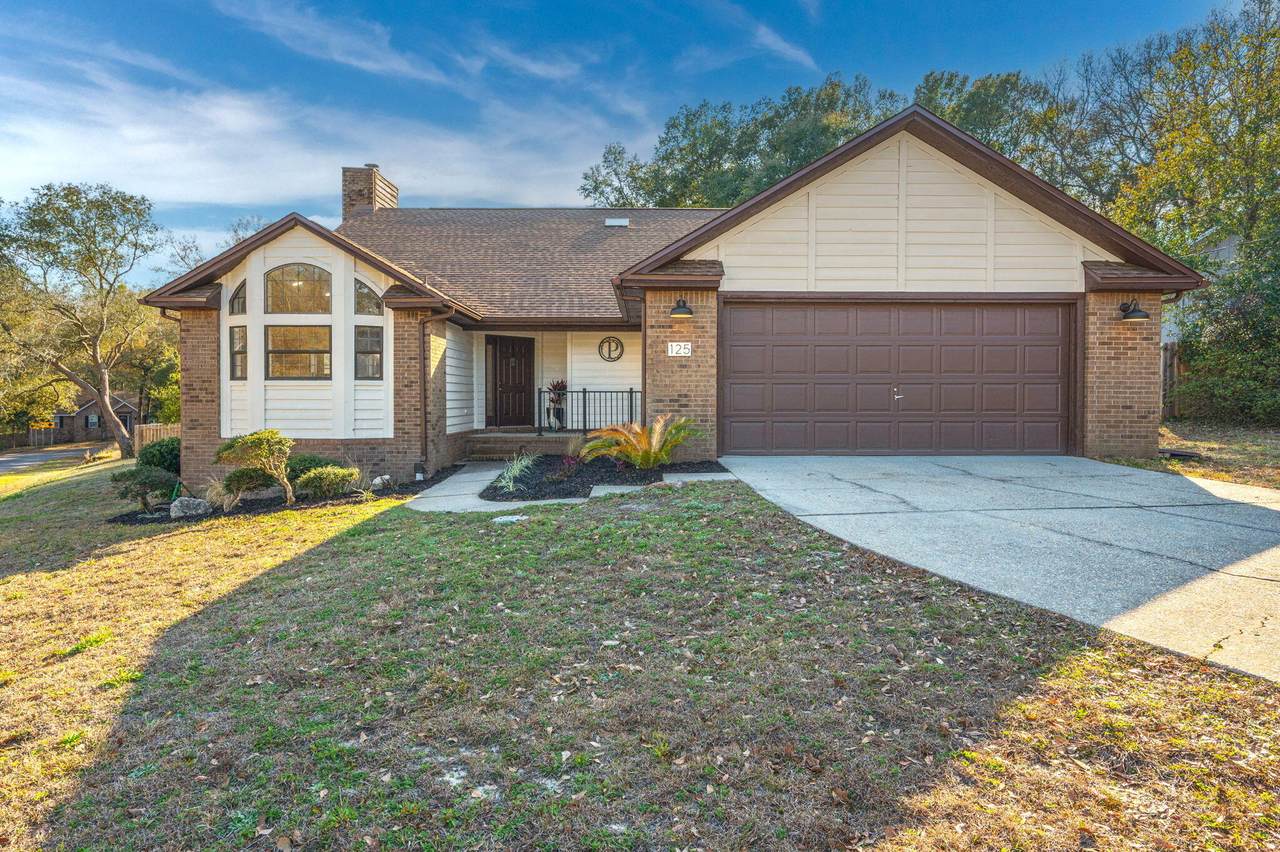 125 Claire Drive - Photo 1