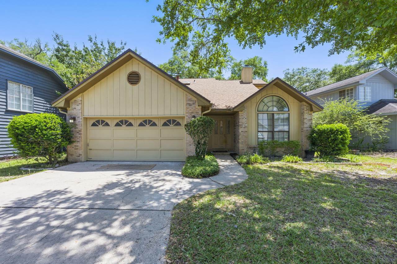 1405 Ariel Lane - Photo 1