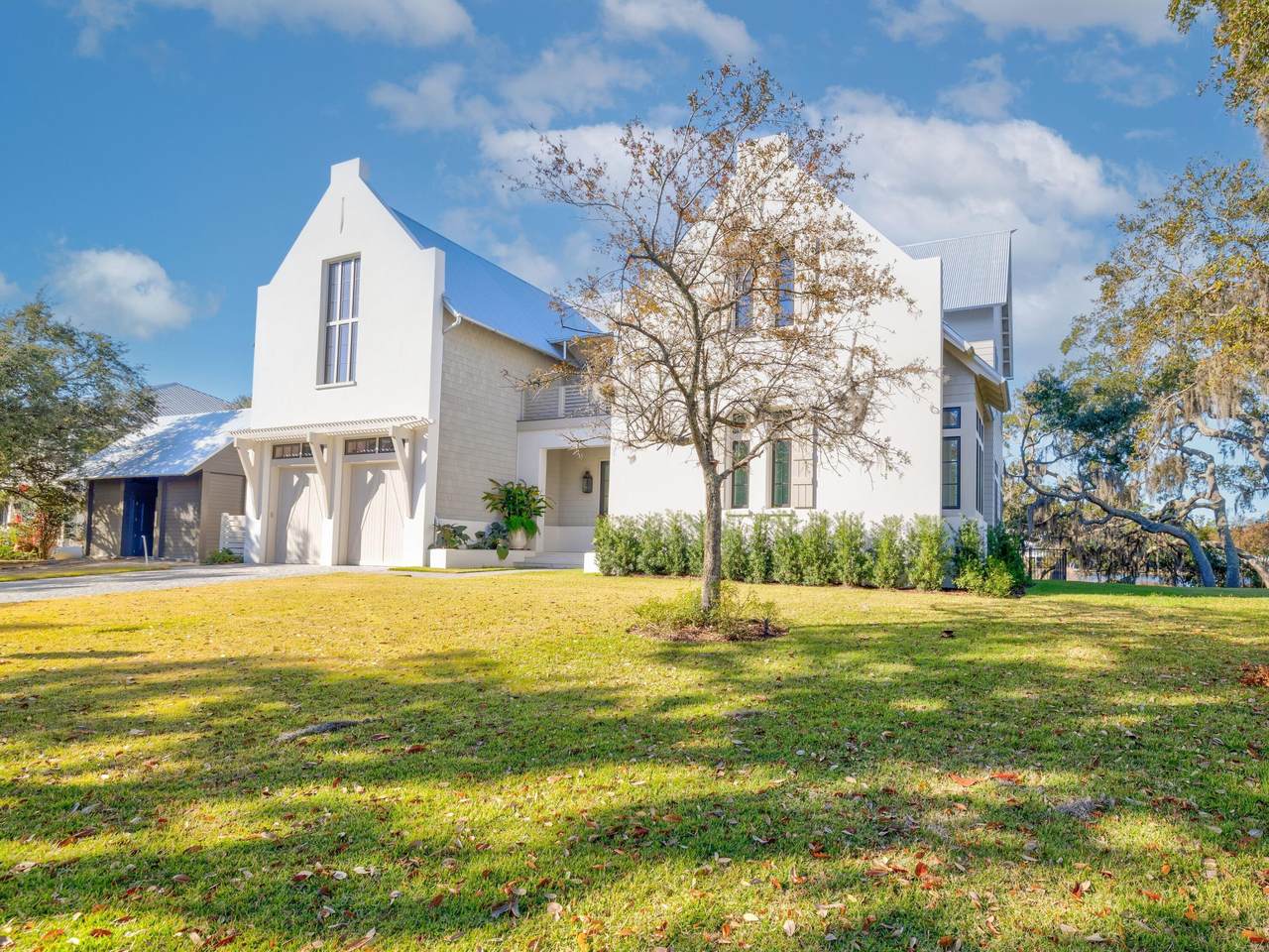 59 Arboleda Drive - Photo 1