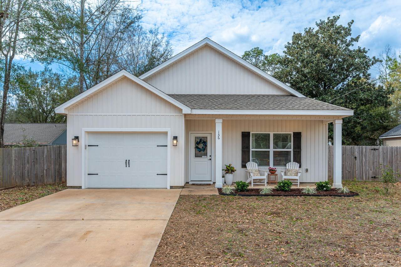 156 Oak Lane - Photo 1