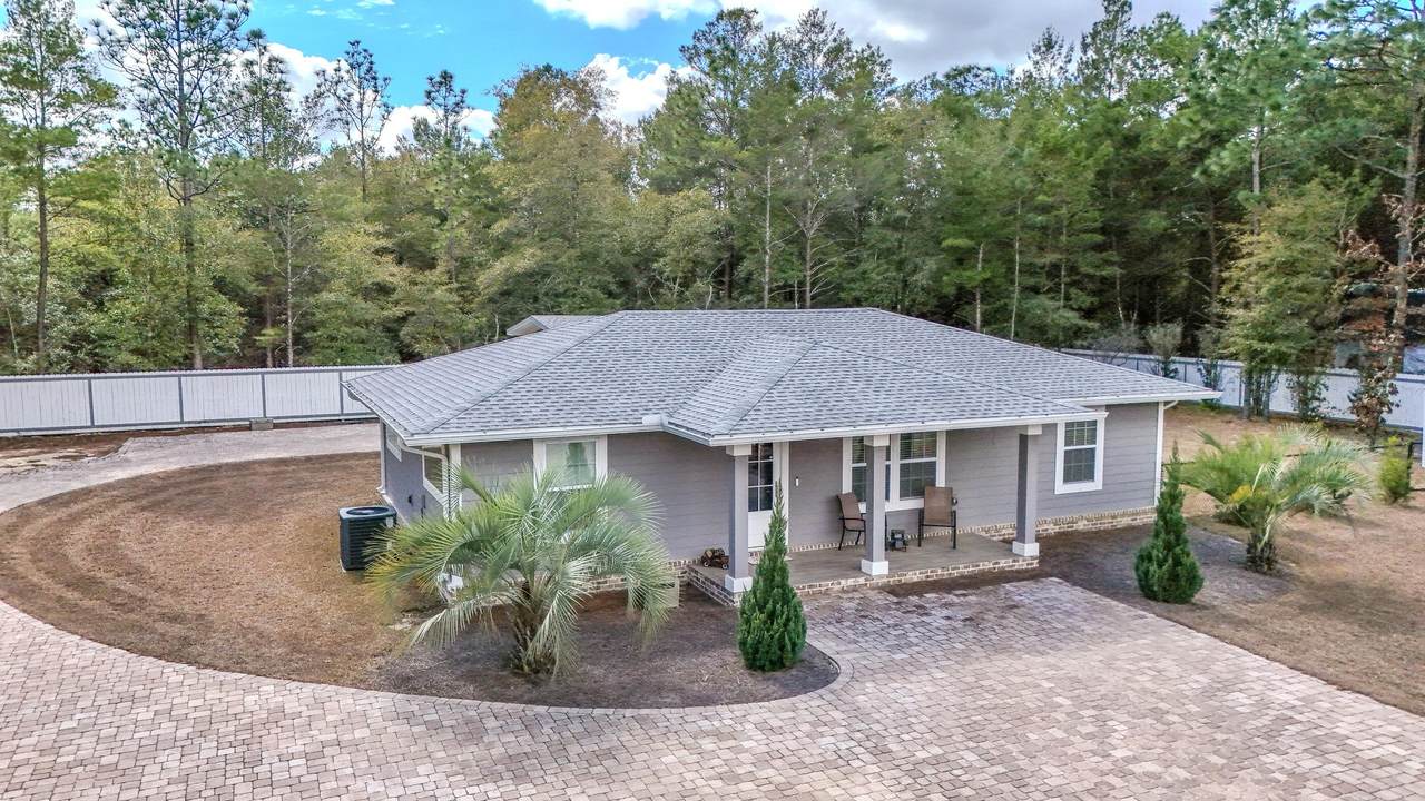 521 Juniper Avenue - Photo 1