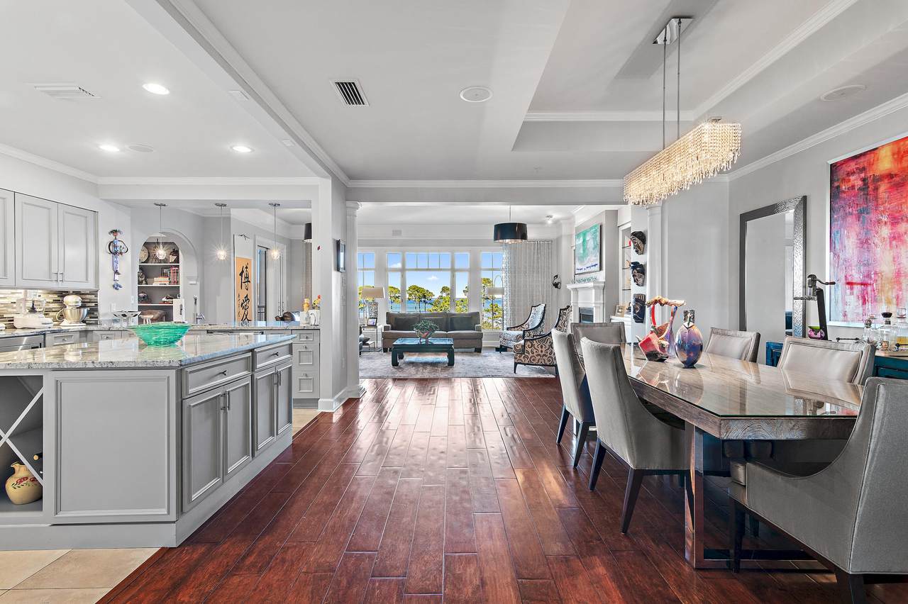 400 Kelly Plantation Drive - Photo 1