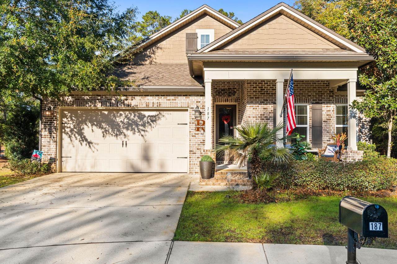 187 Autumn Avenue - Photo 1