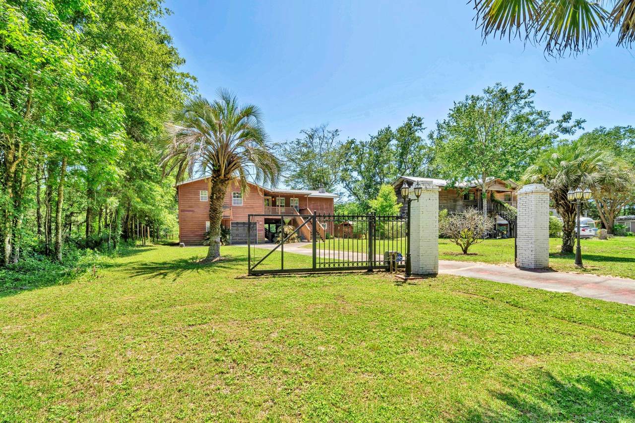 891 Choctawhatchee River Road - Photo 1