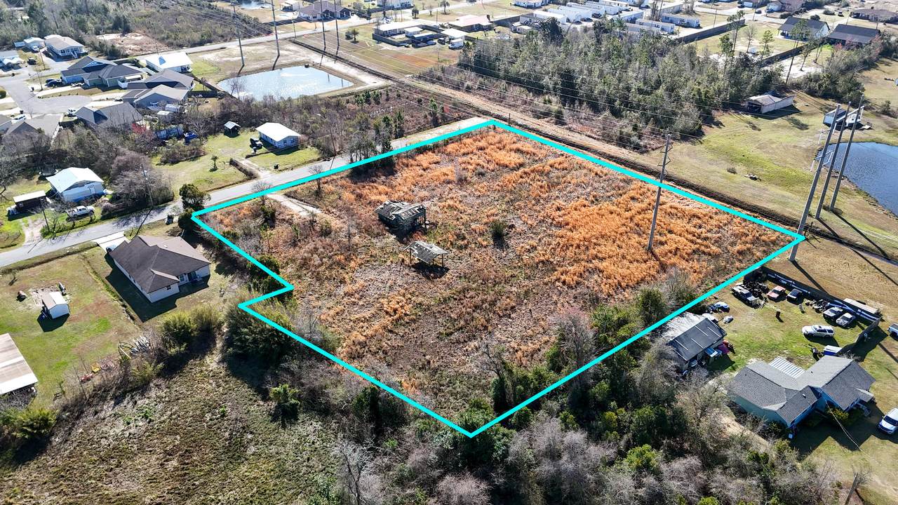 2519 Gornall Avenue - Photo 1