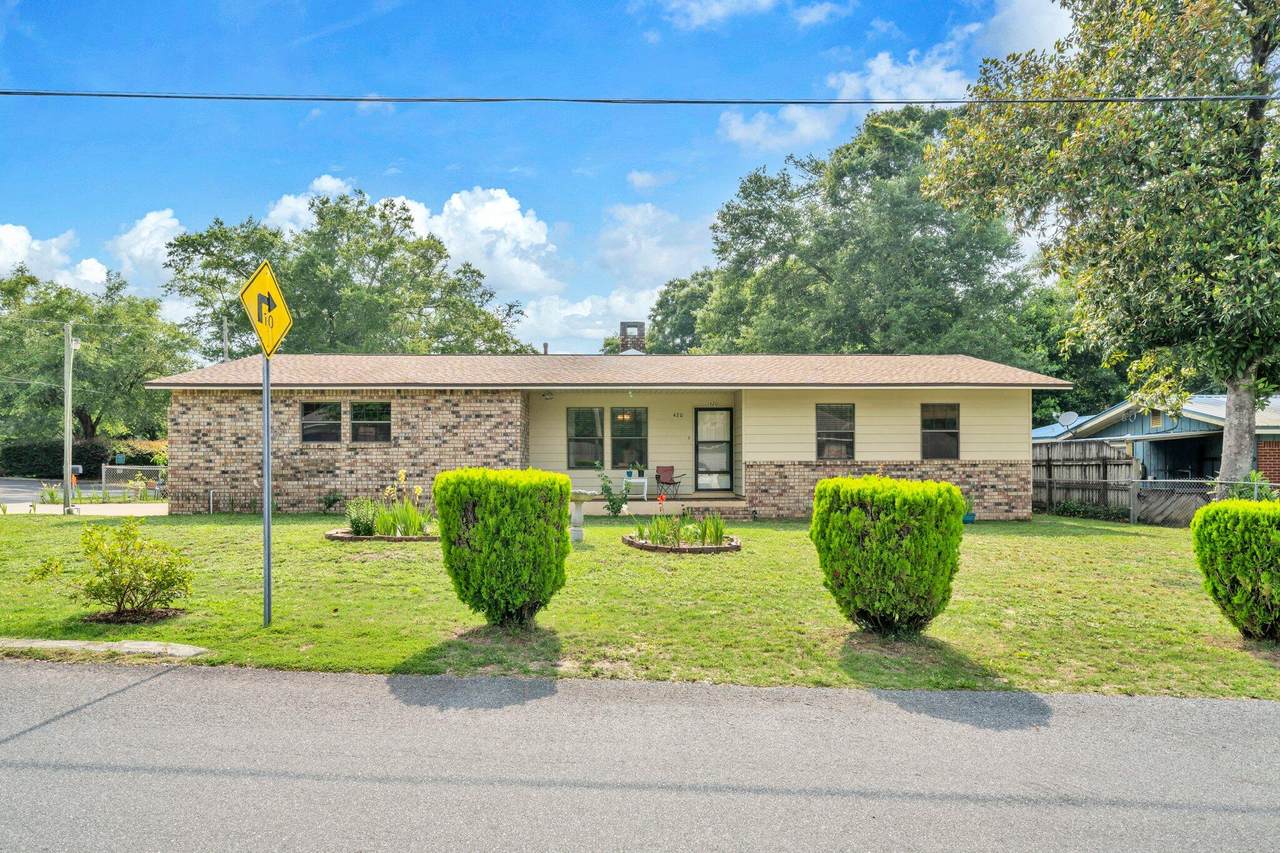 420 Bullock Boulevard - Photo 1