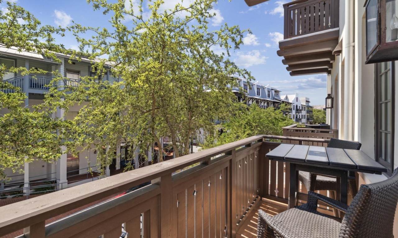 78 Barrett Square - Photo 1