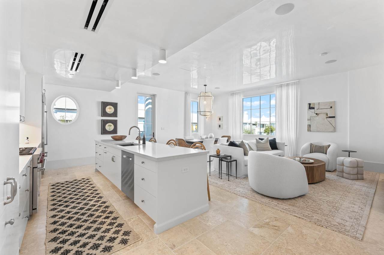 27 Admiralty - Photo 1